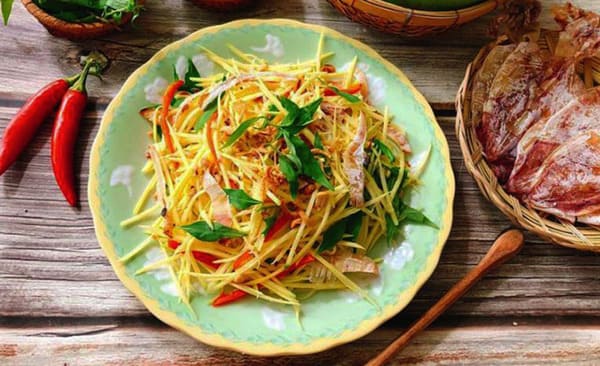 gỏi xoài khô mực giúp giảm cân